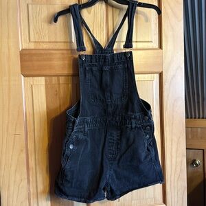 Madewell Adirondack Short Overalls in Lunar Wash, Women's black denim, MED
